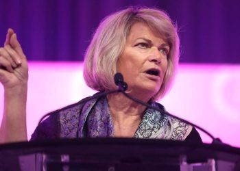 First Law Enforcement Group Backs CLARITY Act as Lummis Continues to Press for July Senate Vote