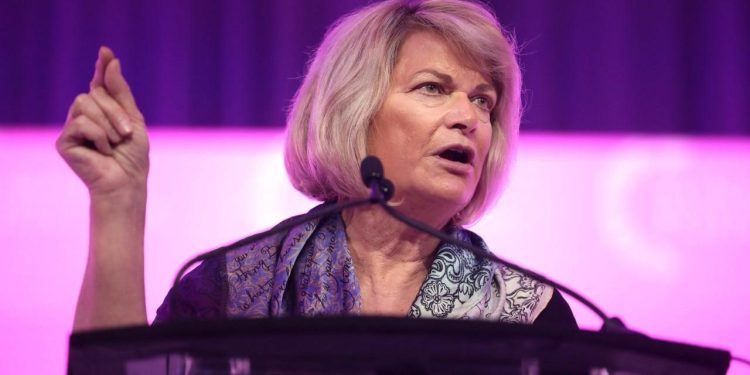 First Law Enforcement Group Backs CLARITY Act as Lummis Continues to Press for July Senate Vote