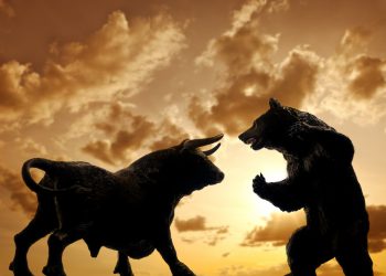 USDC And Bitcoin Lead $850 Million Exchange Outflow Wave