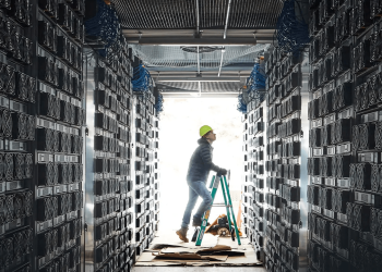 Bitcoin Miners Bank Strong September as Difficulty Barely Budges