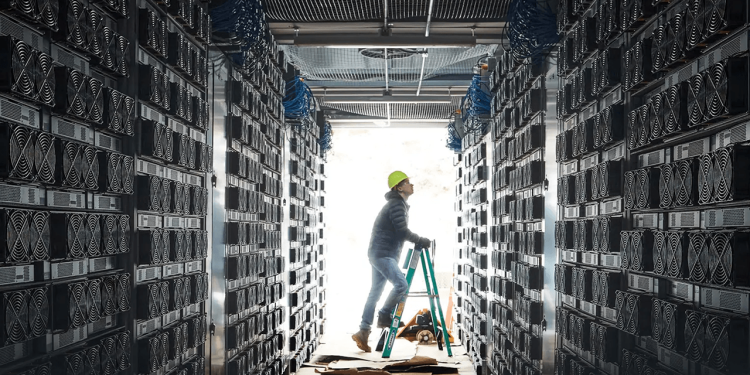 Bitcoin Miners Bank Strong September as Difficulty Barely Budges
